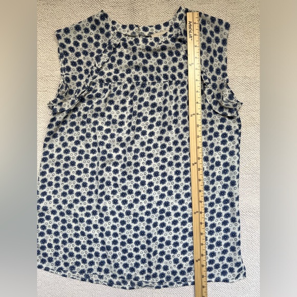 LOFT Ruffle Top/Blouse | Color: Blue,White,black Print | Size: XS - Picture 14 of 15
